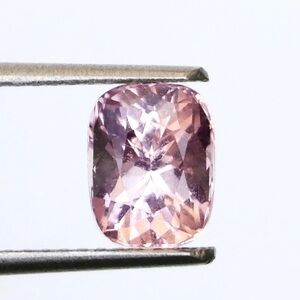 1.10 CTs Natural Unheated Pink Morganite Gemstone